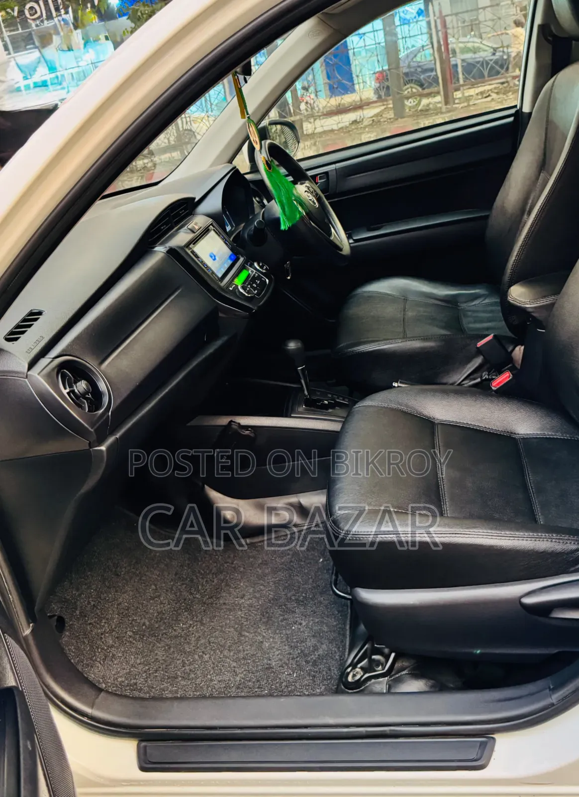 Toyota Axio 1.5 Hybrid 2WD 2015 White