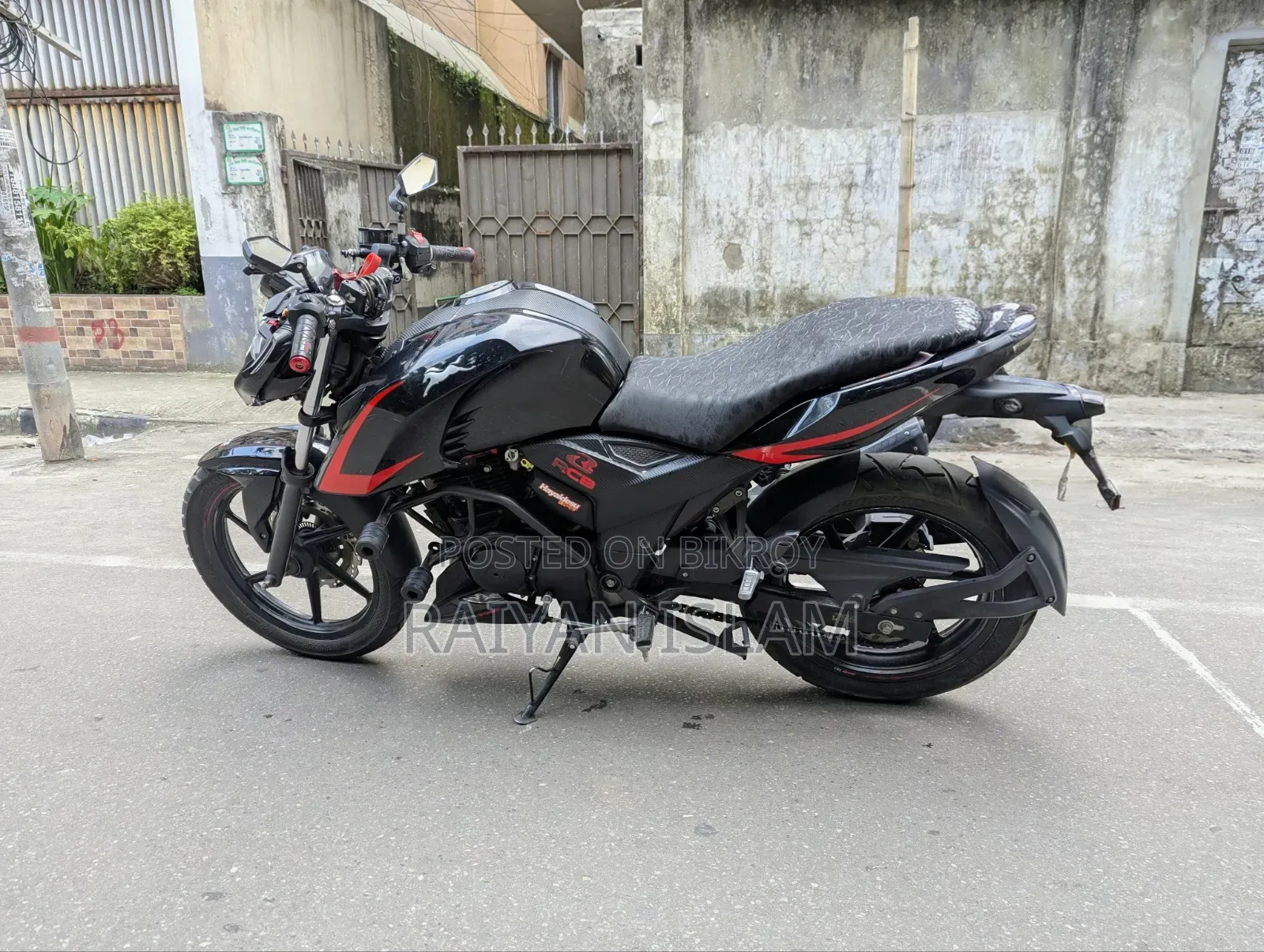 TVS Apache RTR 160 4V 2022 Black