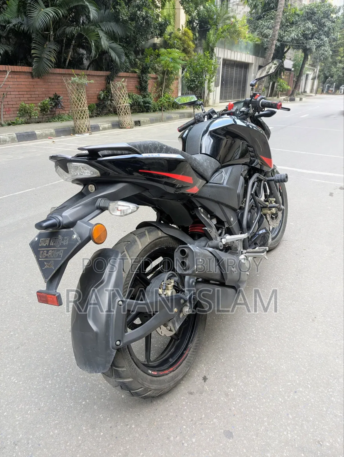 TVS Apache RTR 160 4V 2022 Black
