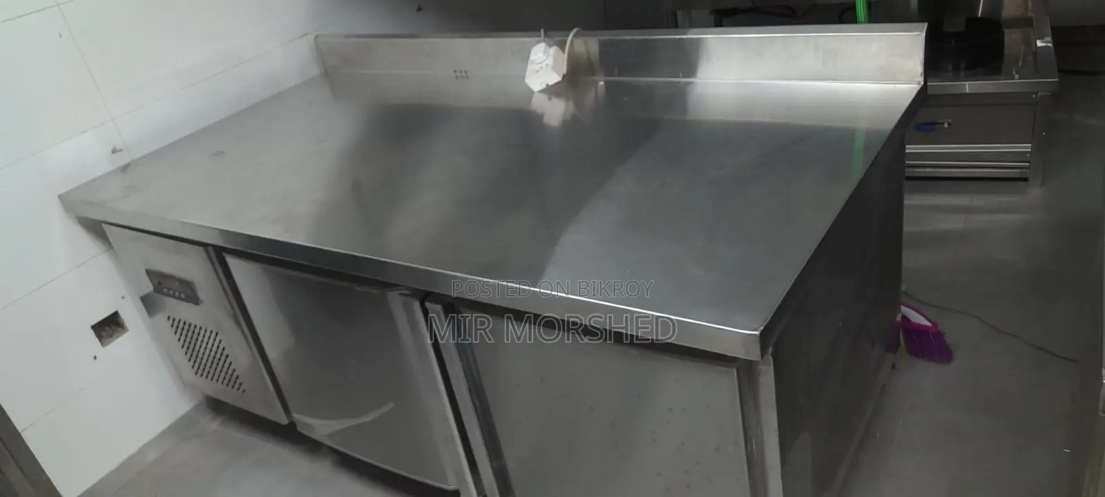 6 Door Freezer 6 Feet Under Counter Chiller