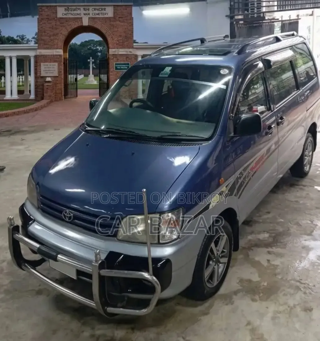 Toyota Noah 2.0 All Wheel Drive (8 Seater) 2001 Green
