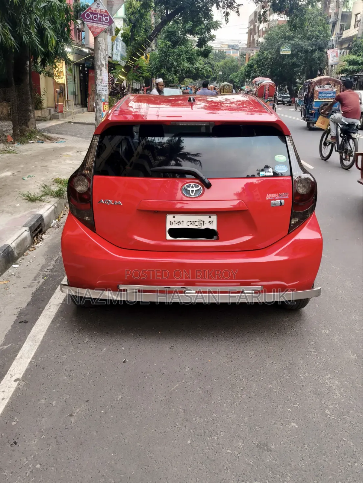 টয়োটা অ্যাকুয়া ২০১২ রেড