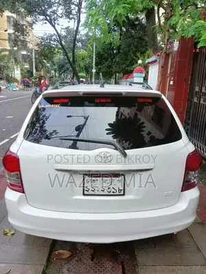 Toyota Axio 2010 White