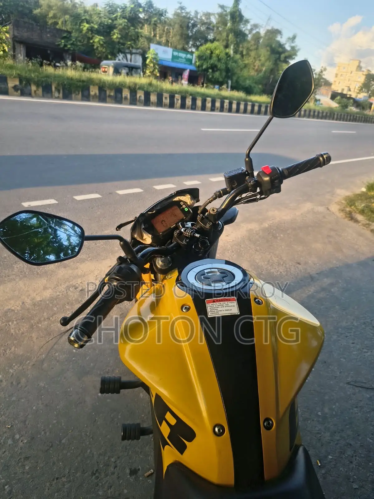 Suzuki Gixxer 2023 Yellow