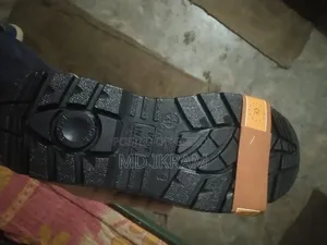 Tango Safety Shoe
