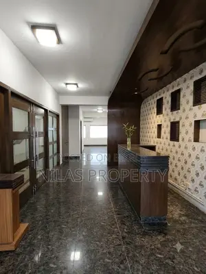 বনানী প্রধান এলাকায় রেস্তোরাঁ/অফিস স্পেস ভাড়া
