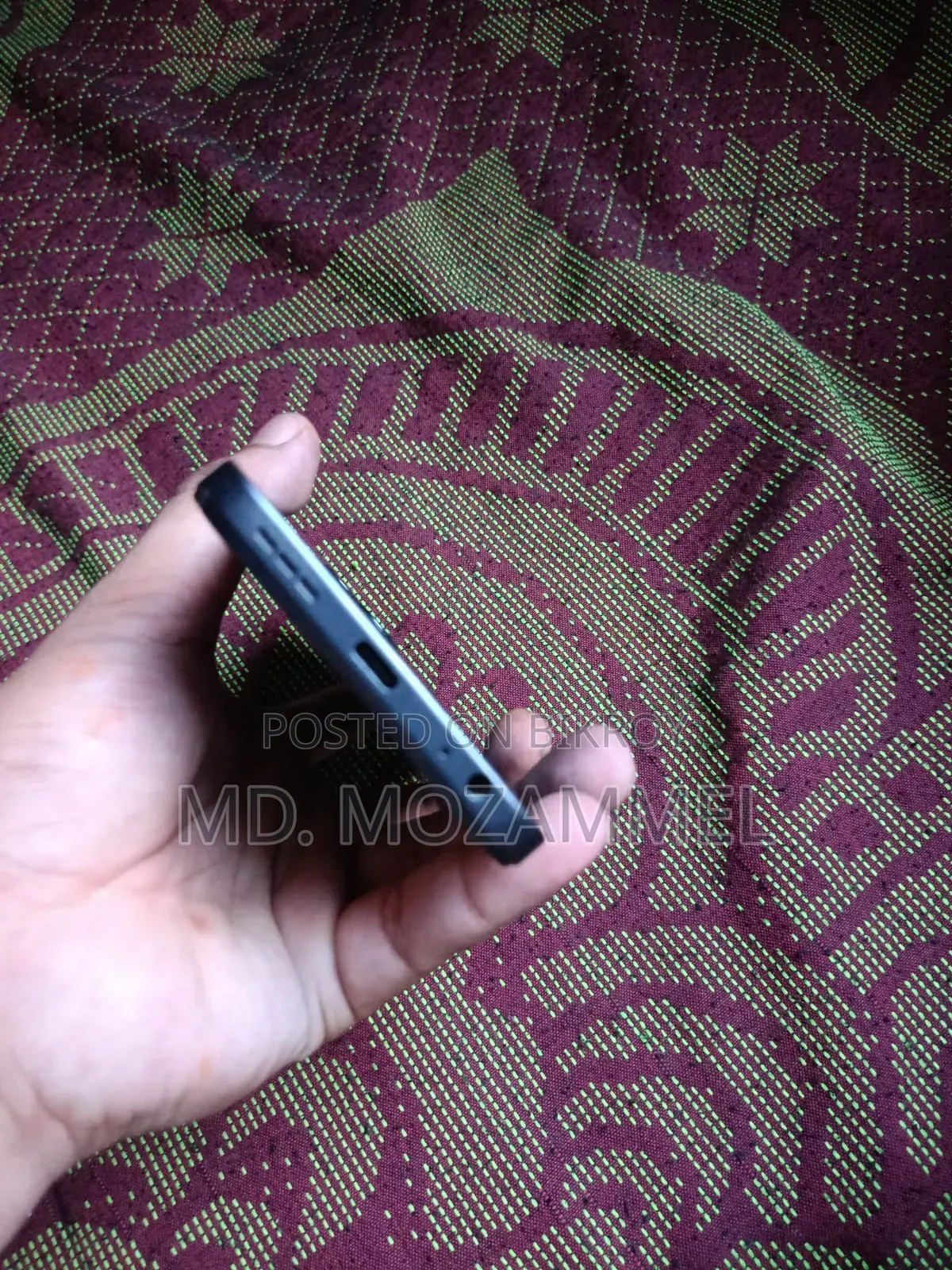 টেকনো স্পার্ক ৪০সি ১২৮ জিবি কালো