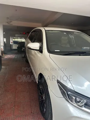 Toyota Premio 2.0 Front-Wheel Drive 2018 Pearl