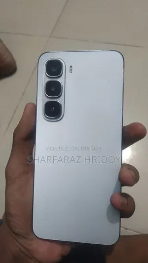 ইনফিনিক্স হট ৬০আই ১২৮ জিবি সিলভার