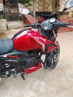 TVS Apache RTR 160 2-Valve 2015 Red