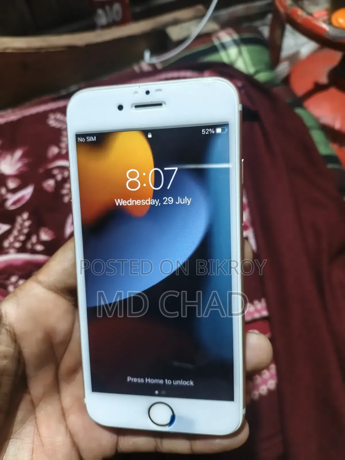 New Apple iPhone 6s 64 GB Gold
