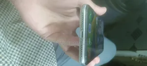 অ্যাপল আইফোন এক্স ২৫৬ জিবি হোয়াইট