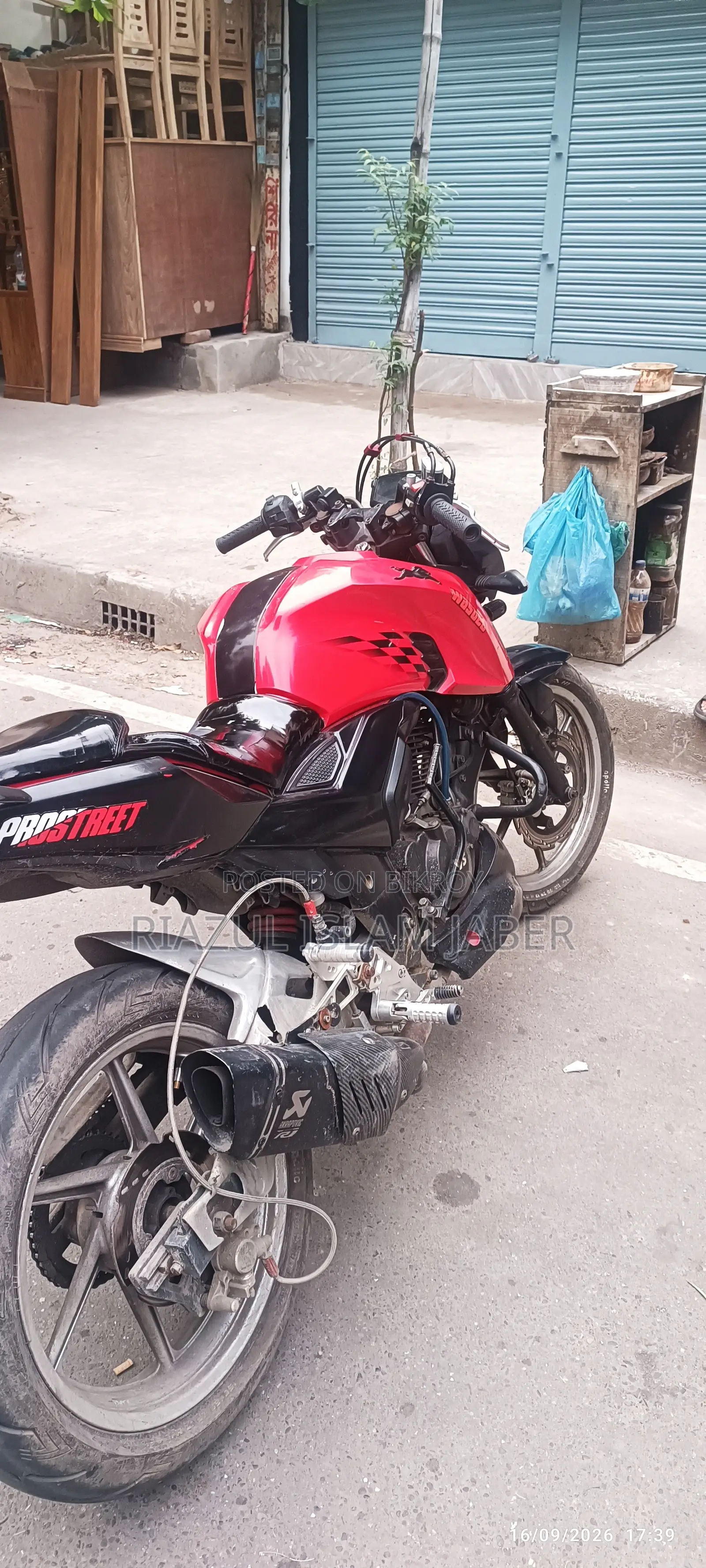 TVS Apache 160 4V 2019 Red