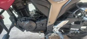 Suzuki Gixxer 2023 Red