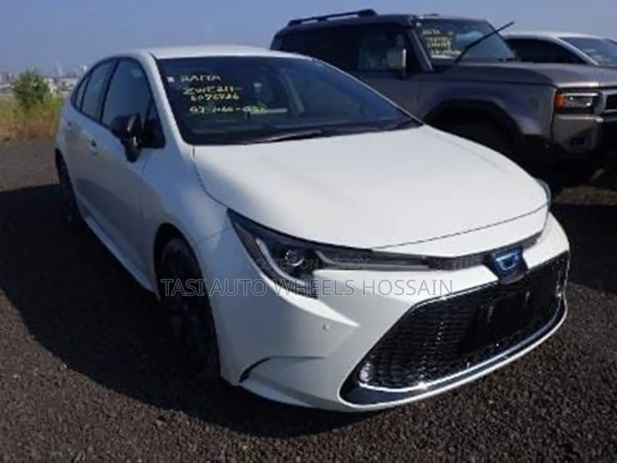 Toyota Corolla LE 2021 Pearl
