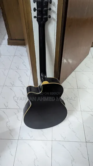গিটার বিক্রির জন্য