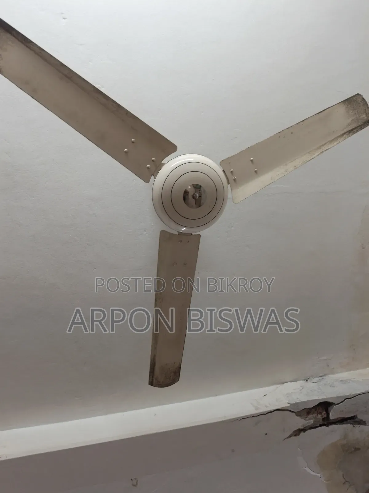 4 Vision Fans for Sale