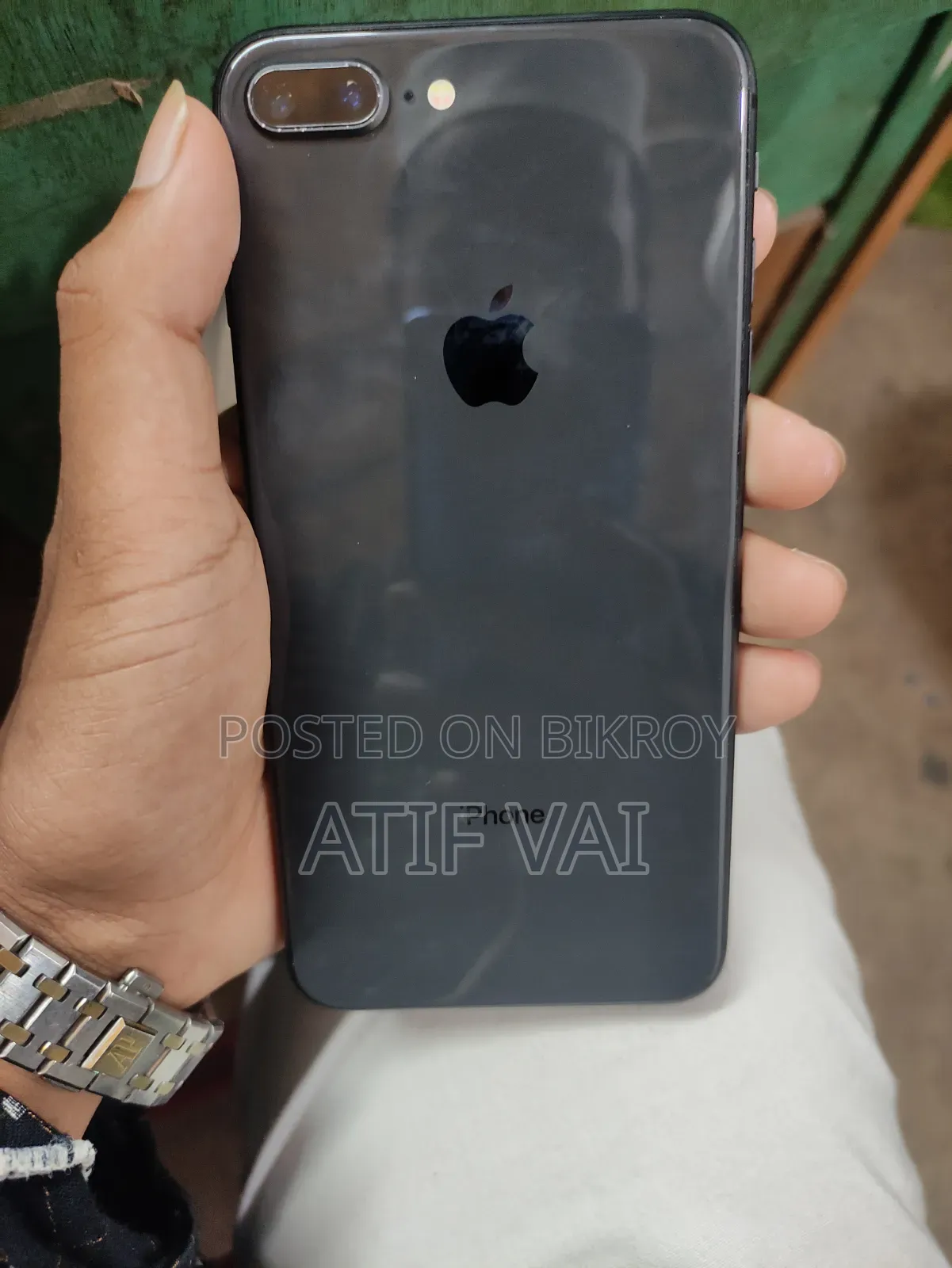 Apple iPhone 8 Plus 64 GB Black