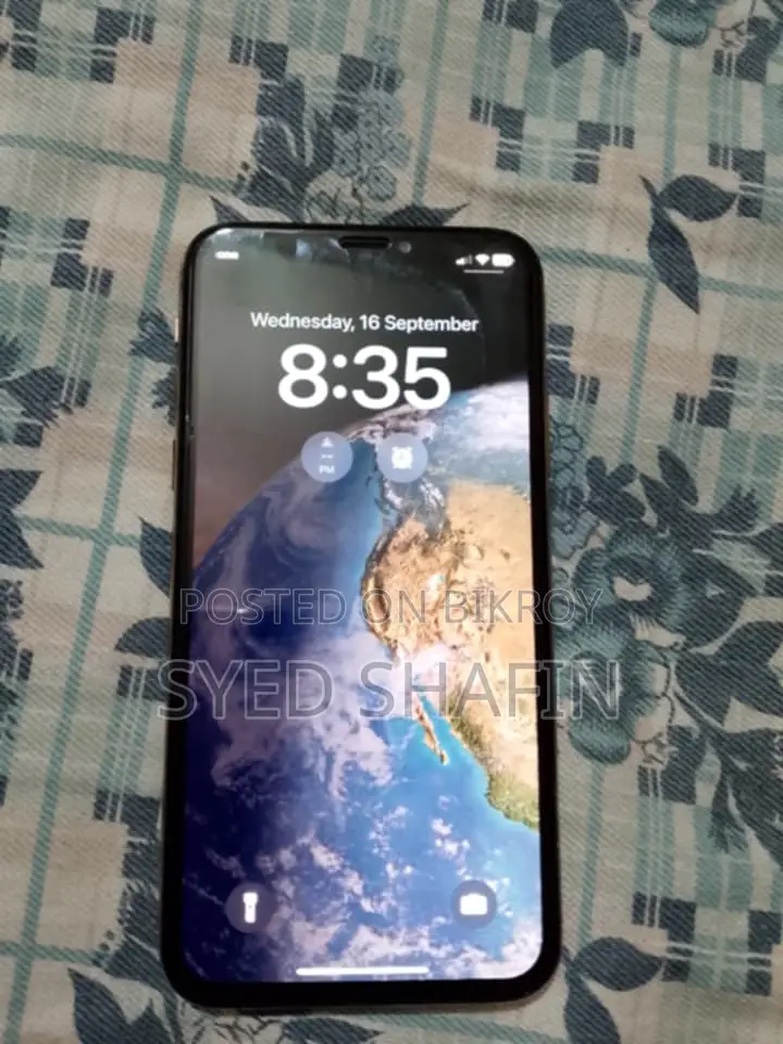 অ্যাপল আইফোন এক্সএস ৬৪ জিবি গোল্ড
