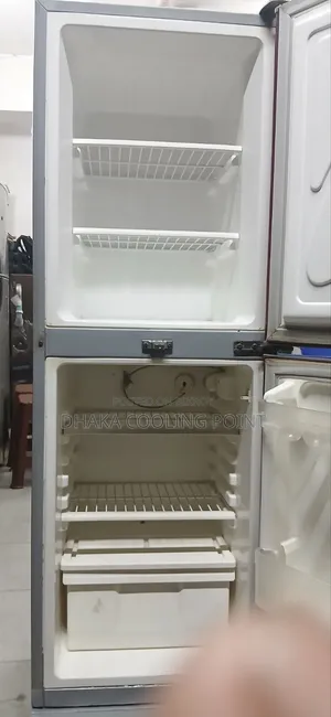 Walton 176 LTR Refrigeration Fridge for Sale