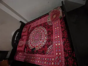 Used. Old but good condition double bed/5/7