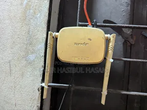 Tenda Router