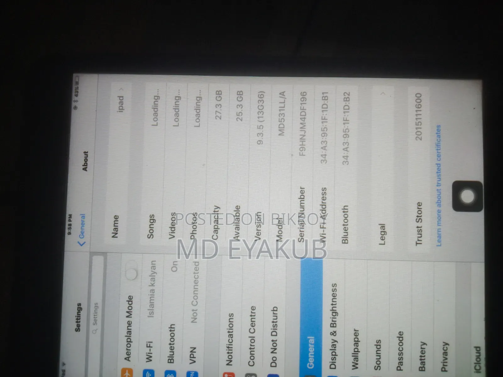 Apple iPad Wi-Fi 32 GB Gray