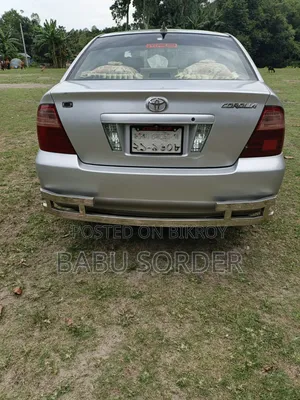 টয়োটা করোলা ২০০৫ সিলভার