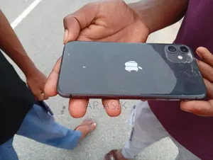 অ্যাপল আইফোন ১১ ১২৮ জিবি ব্ল্যাক