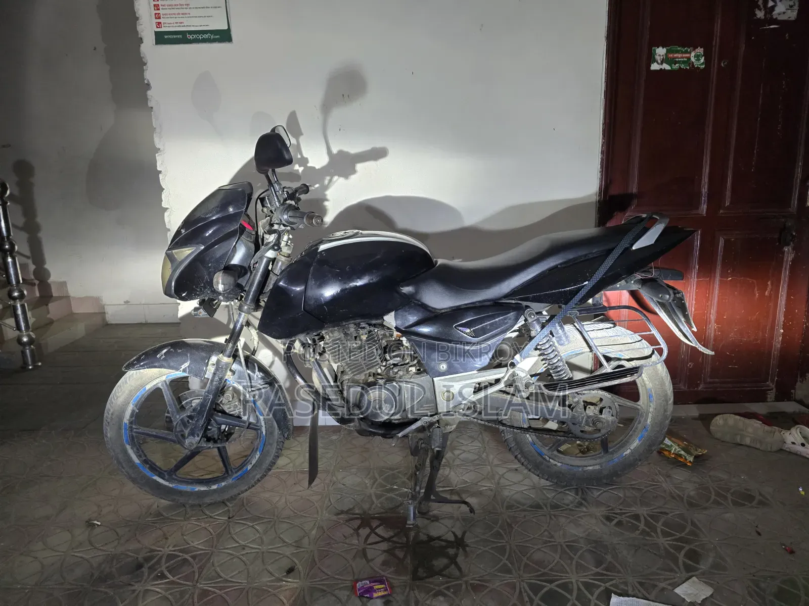 বাজাজ পালসার ১৫০ ২০১০ ব্ল্যাক
