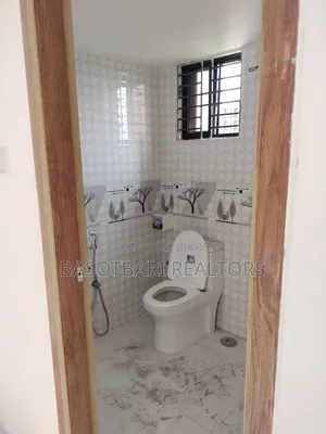 3 Bedroom Apartment in Aftab Nagar for sale