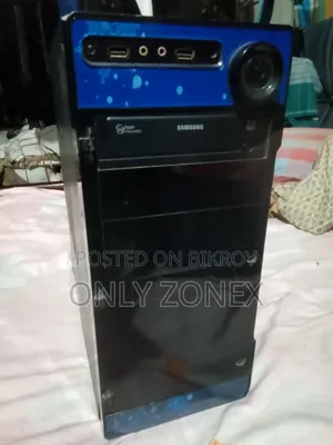 Desktop Computer 8 GB RAM Intel Core i3 250 GB SSD