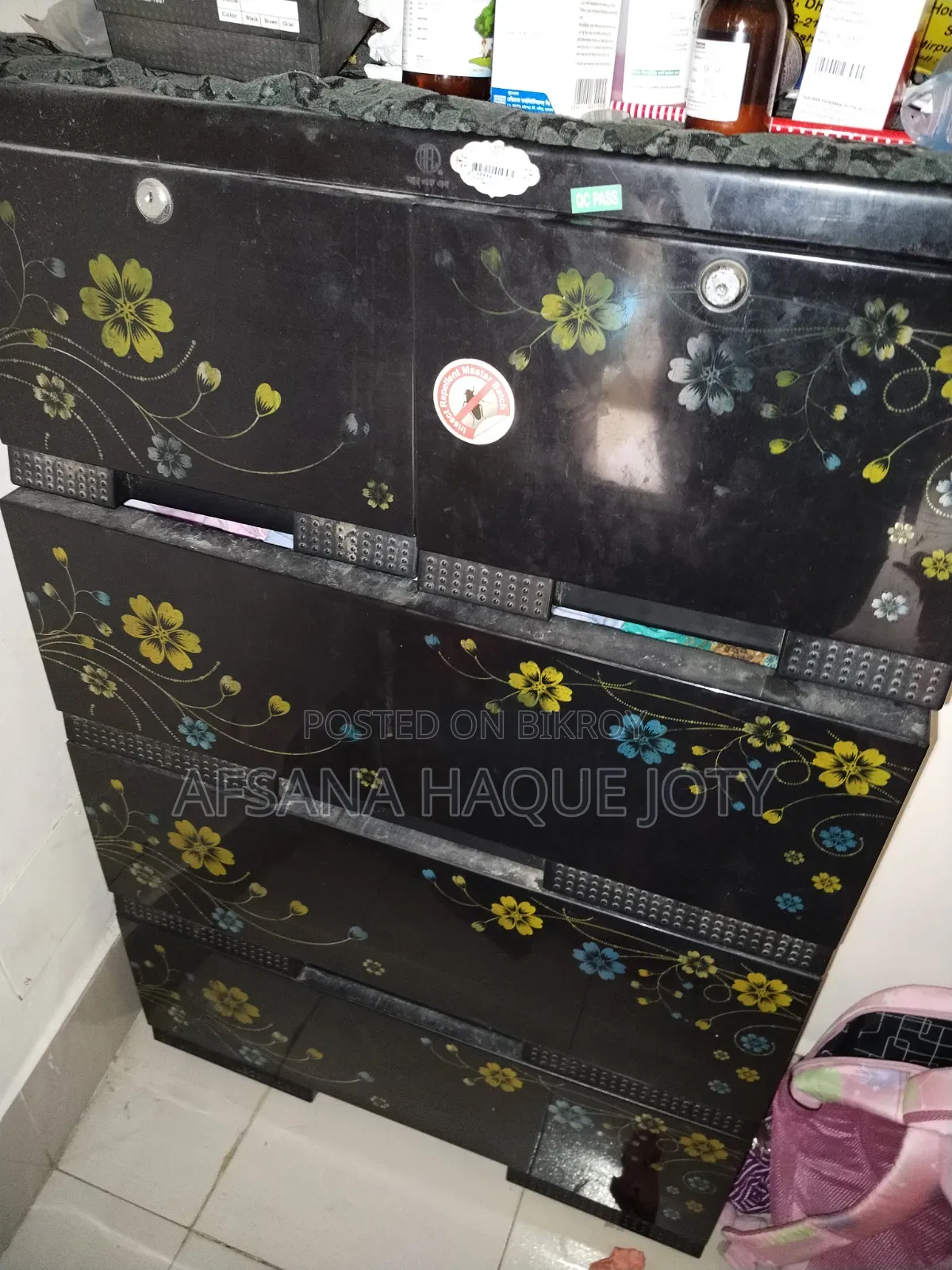 Sale of Aquarium, Shoe Shelf, Wardrobe