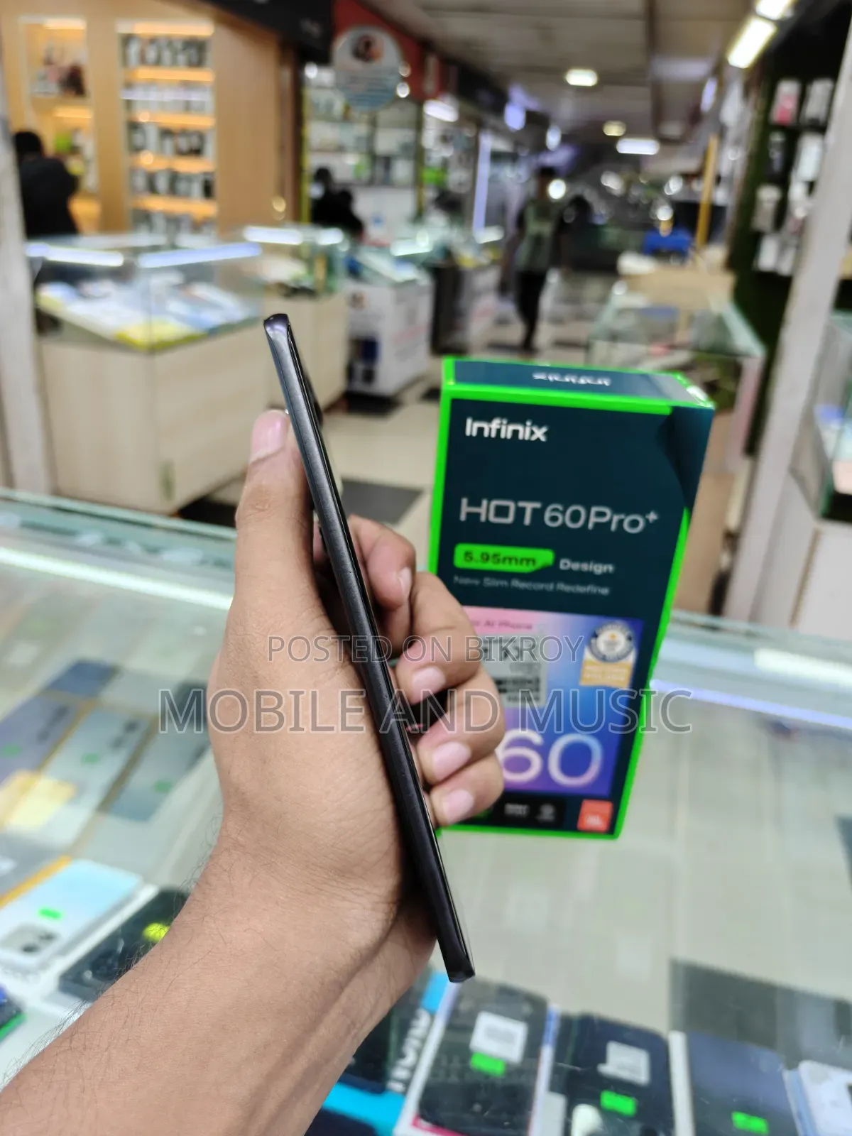 ইনফিনিক্স হট ৬০ প্রো+ ১২৮ জিবি ব্ল্যাক