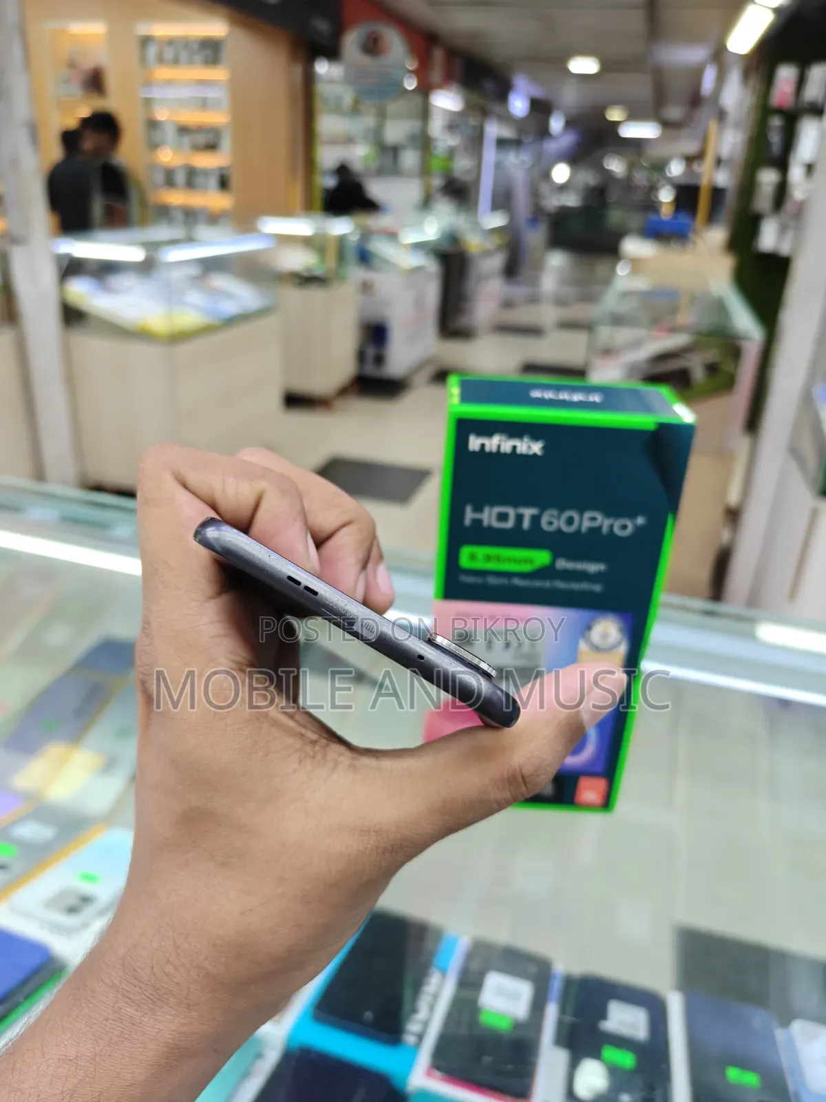 ইনফিনিক্স হট ৬০ প্রো+ ১২৮ জিবি ব্ল্যাক