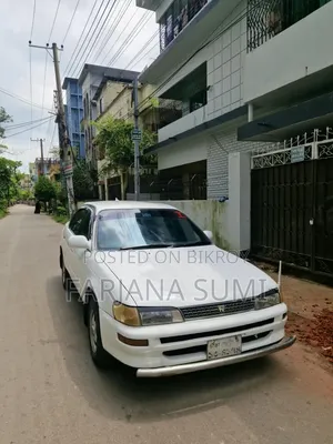 টয়োটা করোল্লা অটোমেটিক ১৯৯৪ সাদা