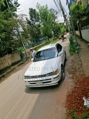 টয়োটা করোল্লা অটোমেটিক ১৯৯৪ সাদা