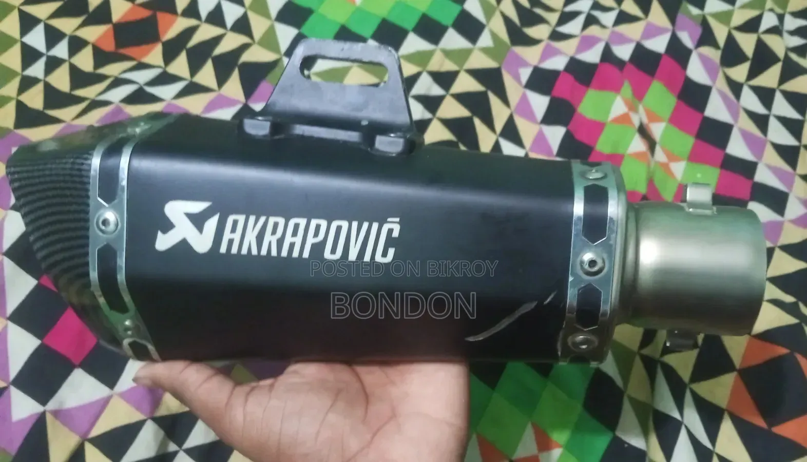 আর৬ এক্সহস্ট বিক্রয়ের জন্য। ফ্রেশ কন্ডিশন