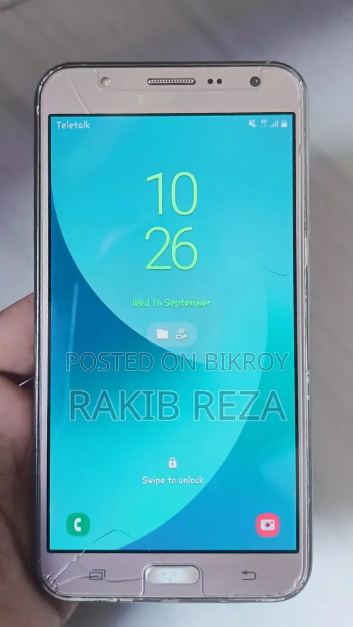 Samsung Galaxy J7 Nxt 16 GB Gold