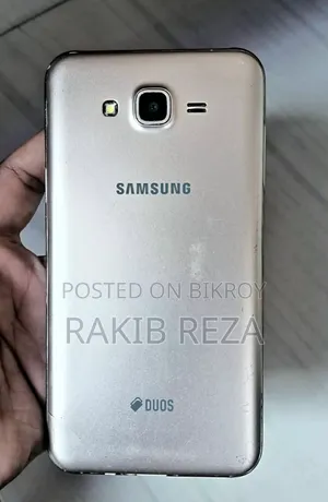 Samsung Galaxy J7 Nxt 16 GB Gold