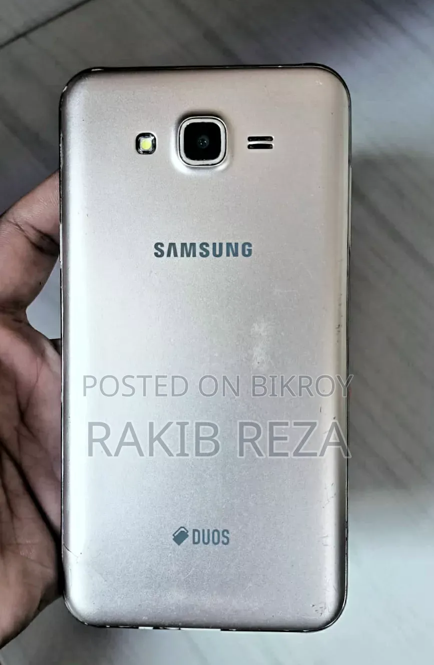Samsung Galaxy J7 Nxt 16 GB Gold
