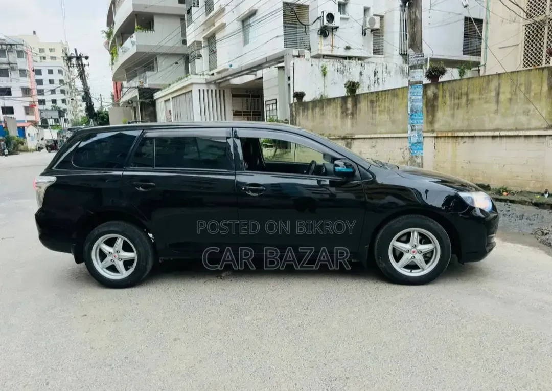 Toyota Corolla Fielder 1.5 Petrol FWD 2010 Black