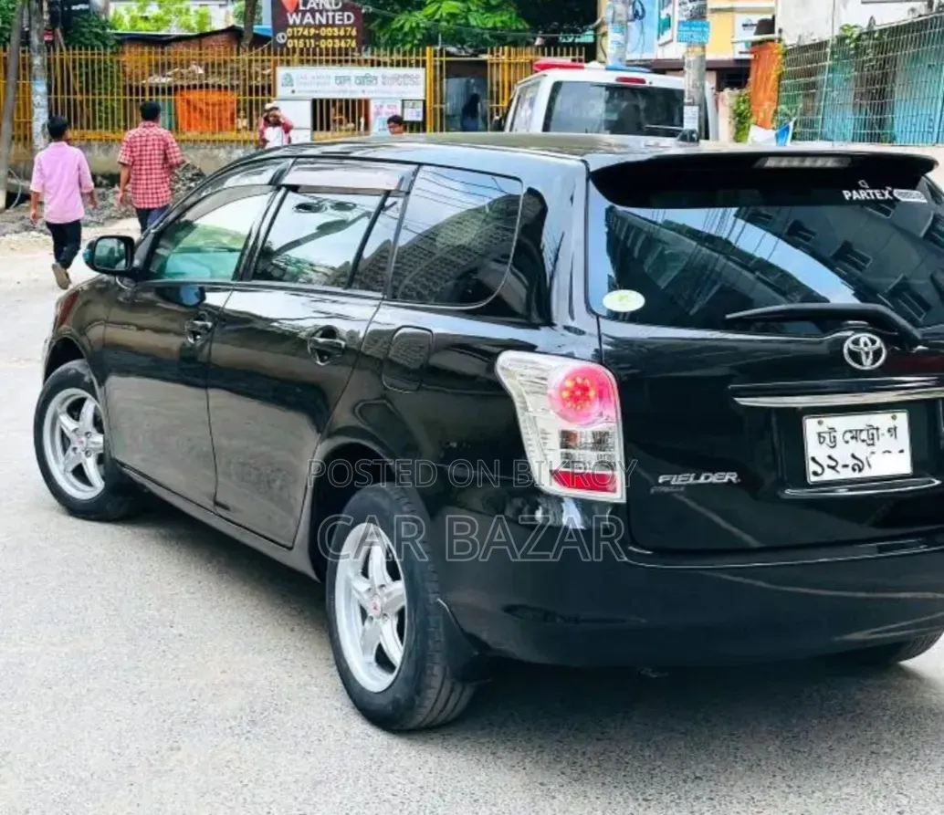 Toyota Corolla Fielder 1.5 Petrol FWD 2010 Black