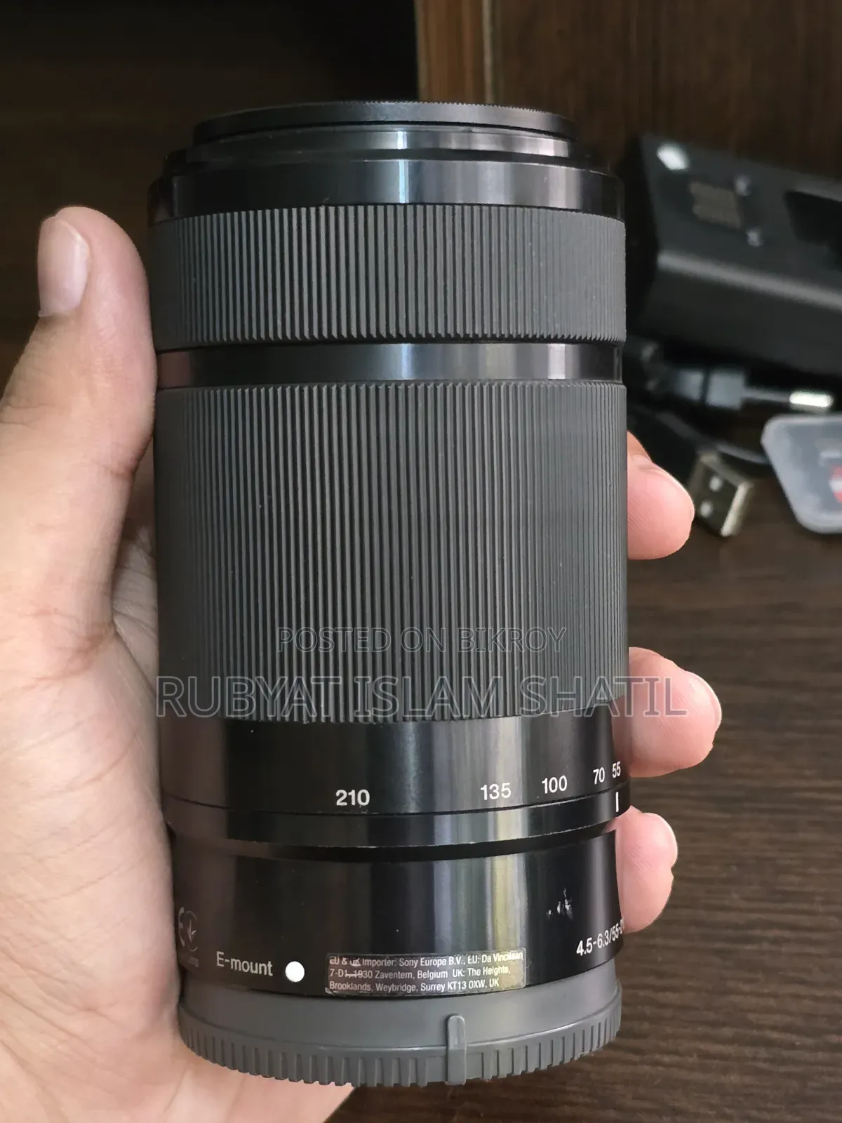 Sony A6400 Setup (Body + Telephoto Lens + 256GB SD + Accessories)