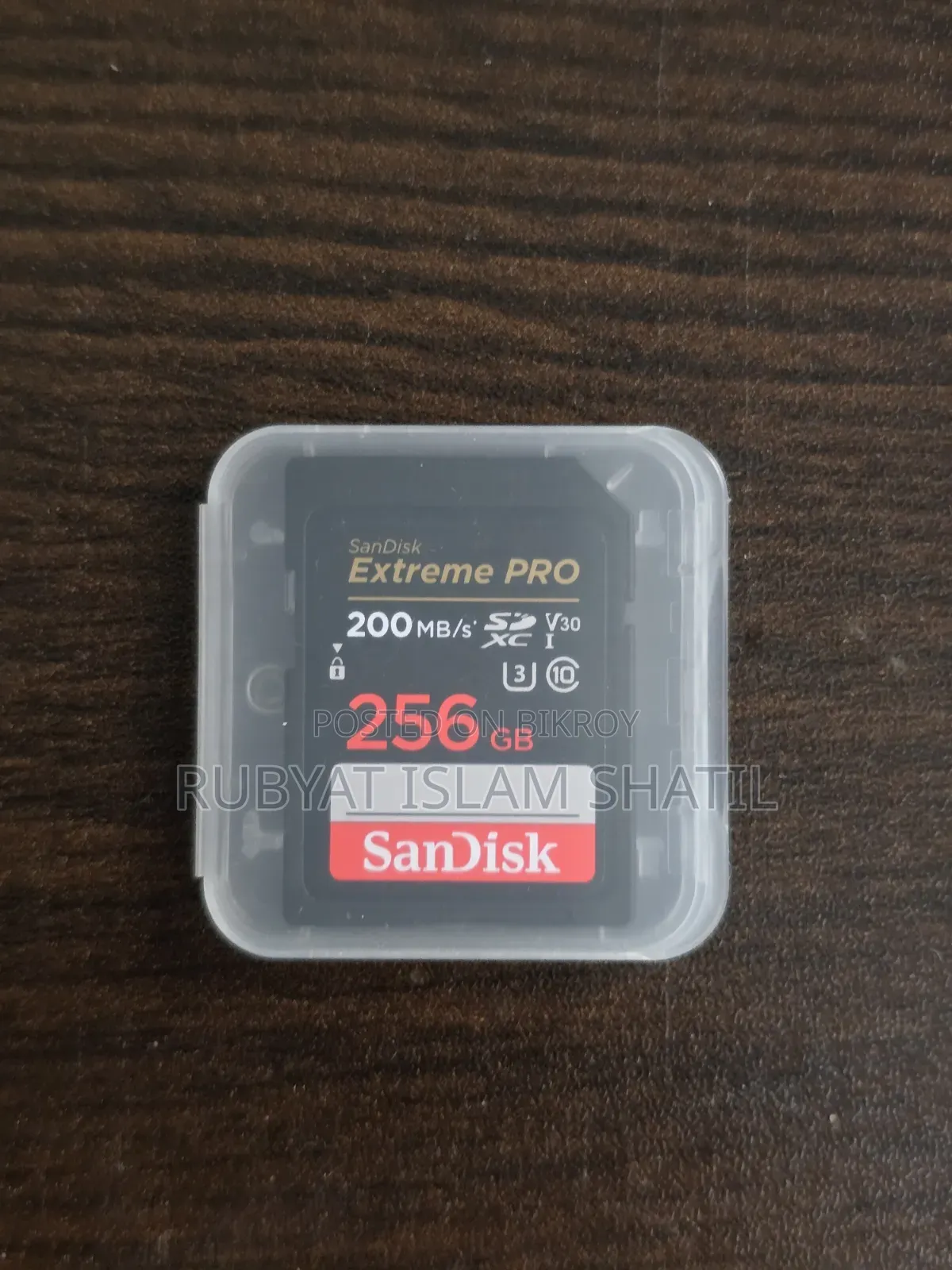 Sony A6400 Setup (Body + Telephoto Lens + 256GB SD + Accessories)