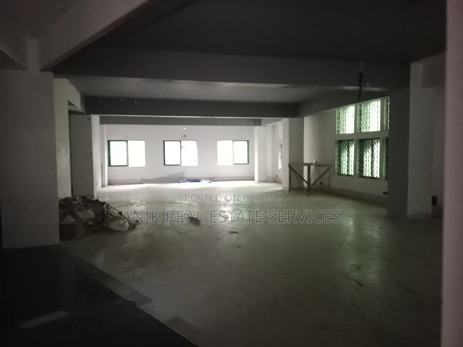 গুলশান ১ এর জন্য বাণিজ্যিক ৩০০০ বর্গফুটের অফিস স্পেস ভাড়া