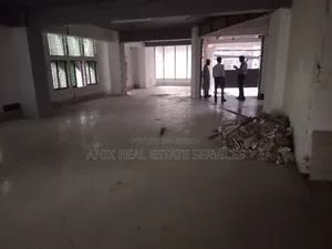গুলশান ১ এর জন্য বাণিজ্যিক ৩০০০ বর্গফুটের অফিস স্পেস ভাড়া