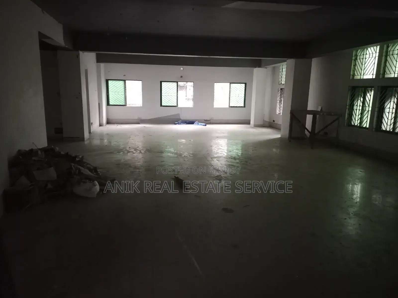 গুলশান ১ এর জন্য বাণিজ্যিক ৩০০০ বর্গফুটের অফিস স্পেস ভাড়া