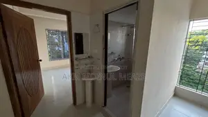 ২ বেডরুমের অ্যাপার্টমেন্ট হক হাউস, খুলশী ভাড়ার জন্য