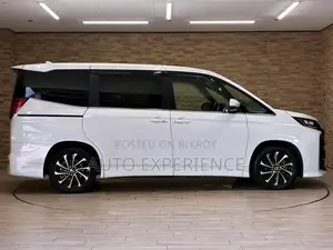 New Toyota Noah 2026 Pearl